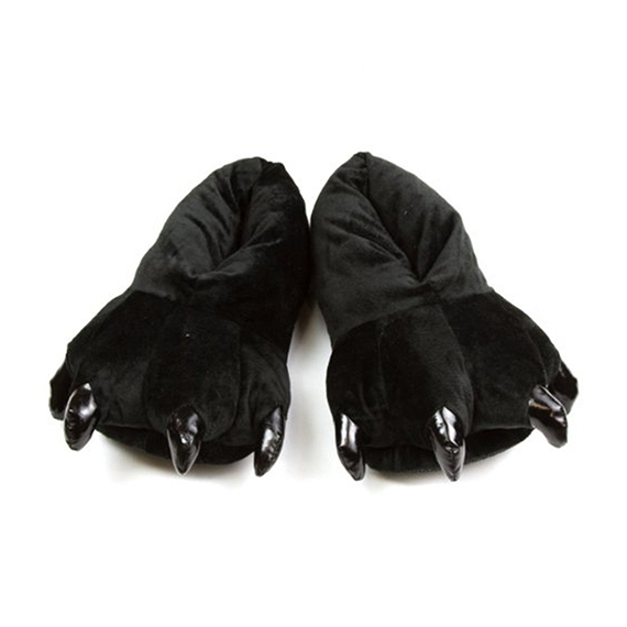 Hose slippers with claws